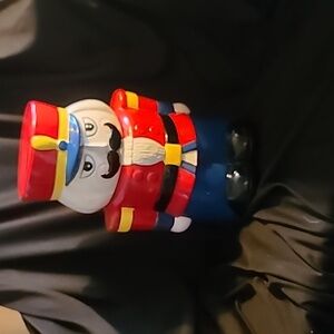 Fab cookie jar 11 in tall x 8 wide red